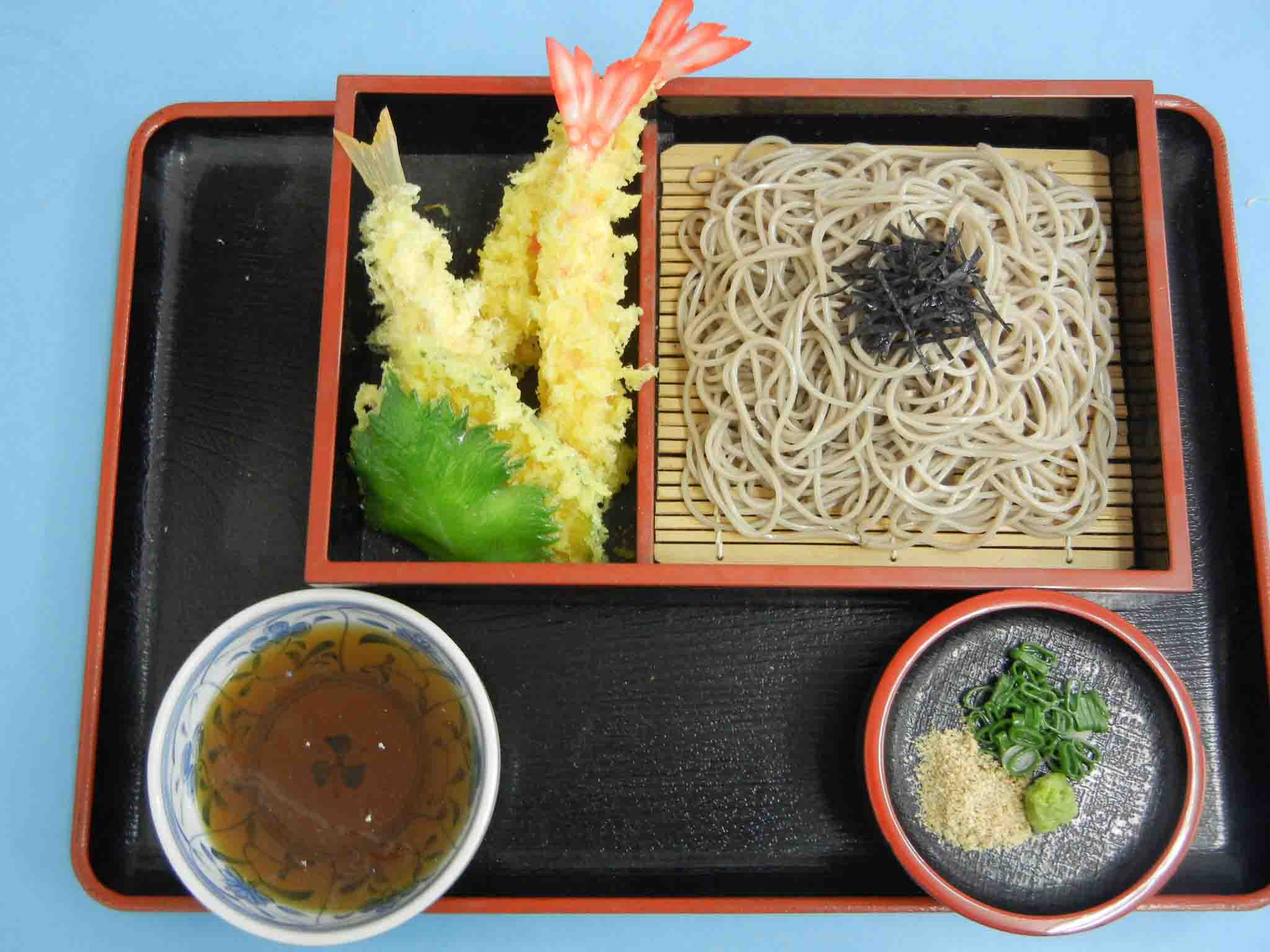 Soba Noodles with Tempura Served in a Basket