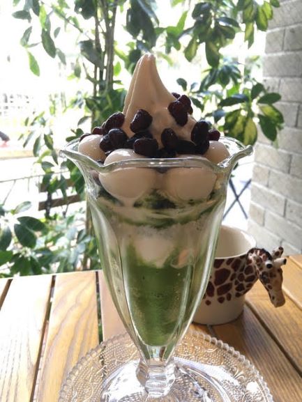 Royal Macha Flush Sorbet ＆ Ice Cream w/ Mochi Balls ＆ Red Beans (Fixed Menu)