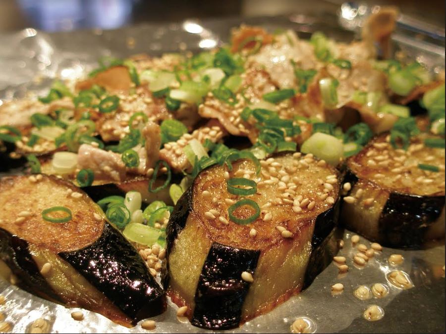 茄子拌五花肉熱乎燒