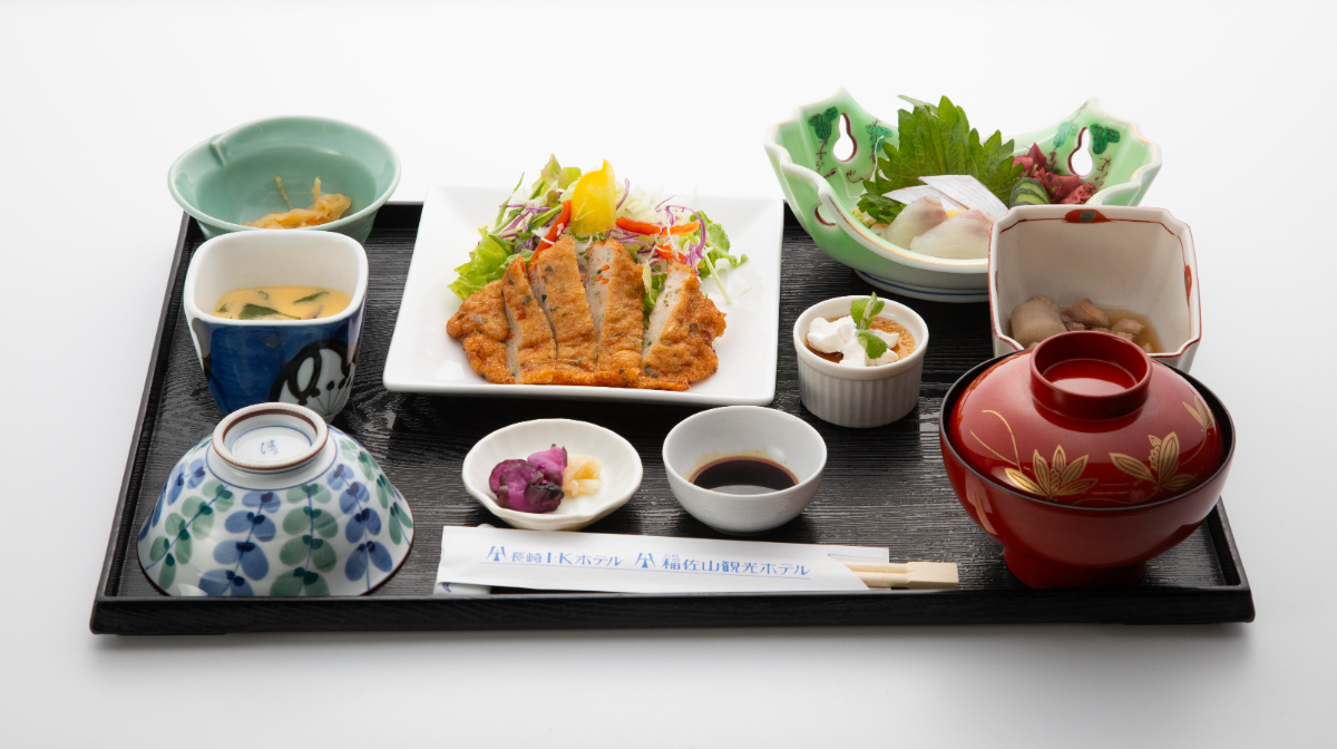 デラックス日替り定食